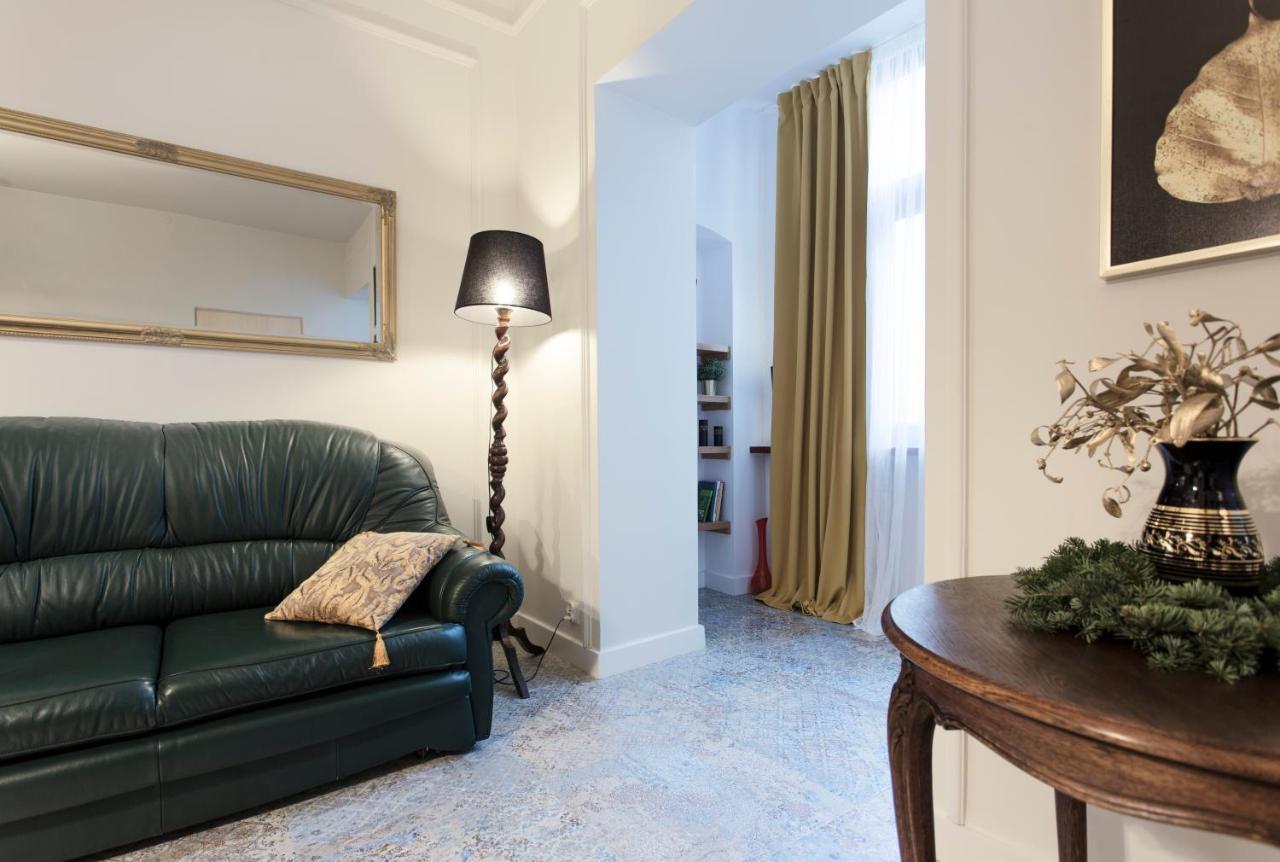 Wspanialy, Stylowy Apartament W Sercu Starego Miasta คราคูฟ ภายนอก รูปภาพ